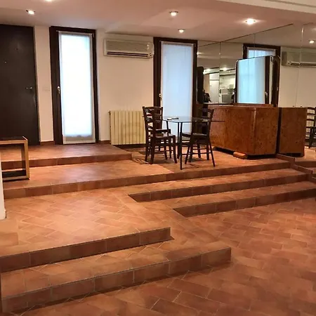 Madonna Apartment Verona