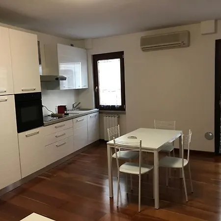 Residenza Madonna דירה *