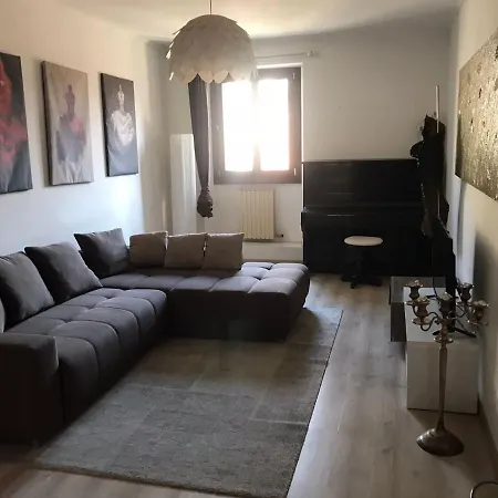 Madonna Apartment Verona