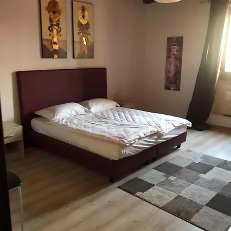 Apartment Madonna